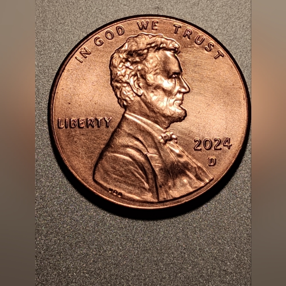 Copper Red Color Penny Coin 2024 D Barely Used In Great Condition